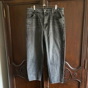 Gap Women’s Faded Black Barrel High Rise Jeans size 30 | 10R